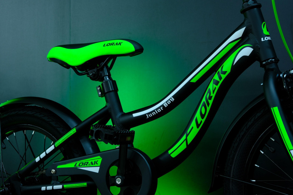 Lorak Junior 16 Boy Матовый Чёрный/Зелёный